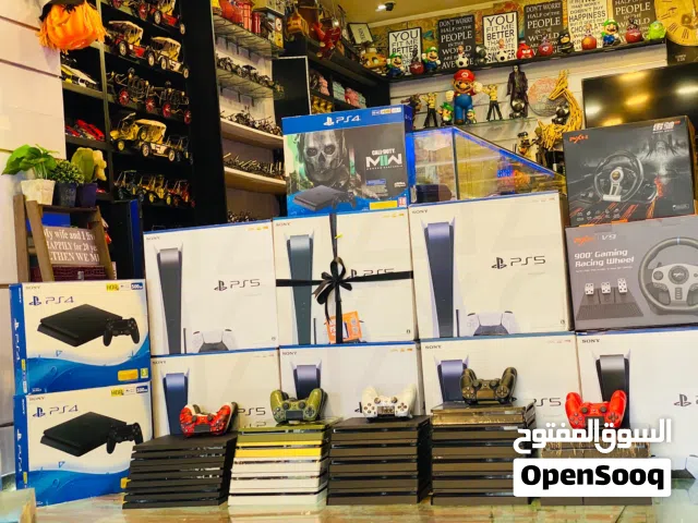 عروض على اجهزة البلايستيشن فور PS4FAT &Ps4 SLIM&  مستخدم افضل العروض والأسعار في المملكة