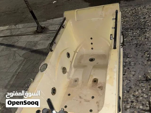 جاكوزي العنوان بصره
