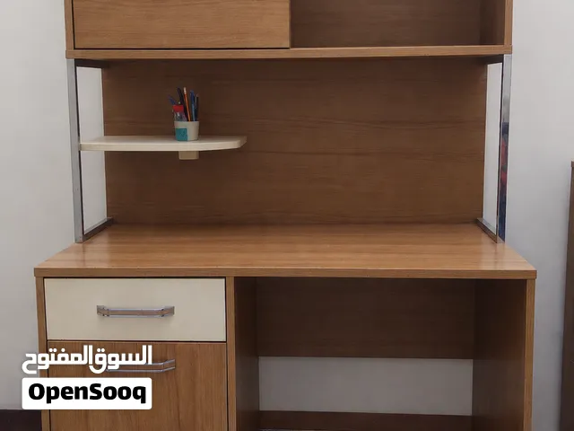 ميز دراسة خشب مستعمل