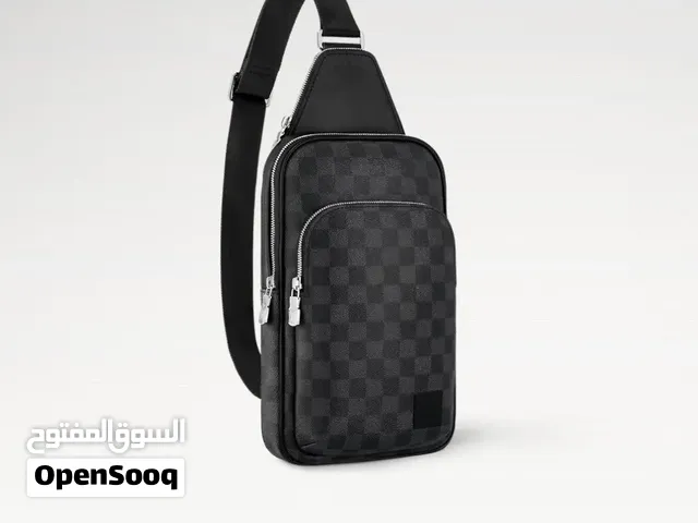 حقيبة الكتف أفينيو (Avenue Slingbag NM) من لويس فويتون المصنوعة من قماش دامير غرافيت (Damier Graph