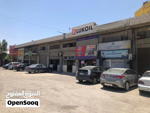 مخازن اماميه وخلفيه مع سدة للبيع في أبو علندا – شارع الحزام الدائري