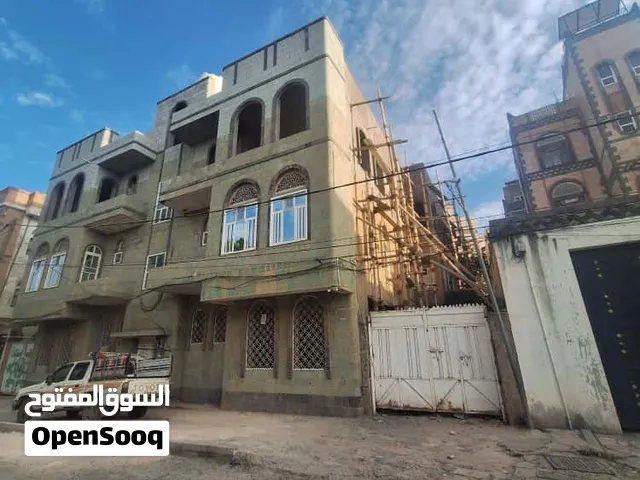 بوابات حديد