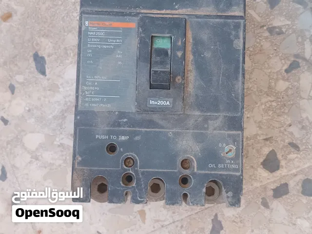 مفتاح تاكو 200 امبير ثلاثة فازي ،وحماية فازة ثلاثة فازي اكترونية