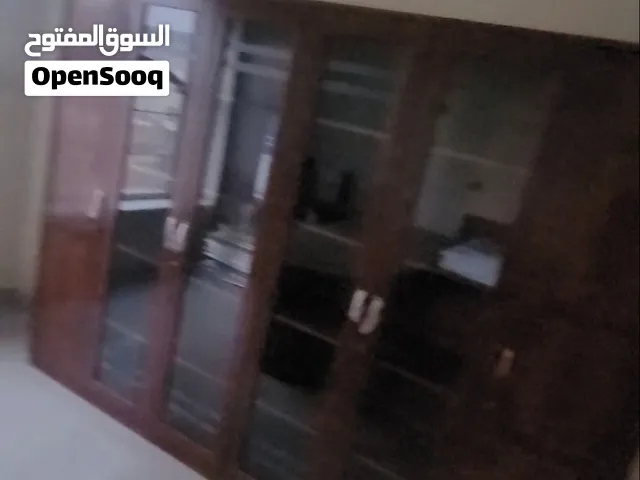 مكاتب مستخدمه نضيفه جدا