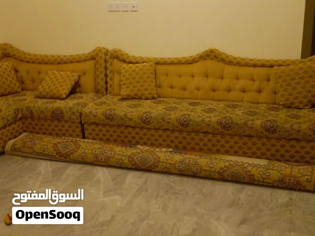 كنبات. كراسي غنفات نضيفه...