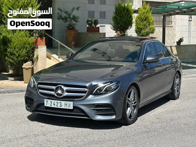 مرسيدس E200