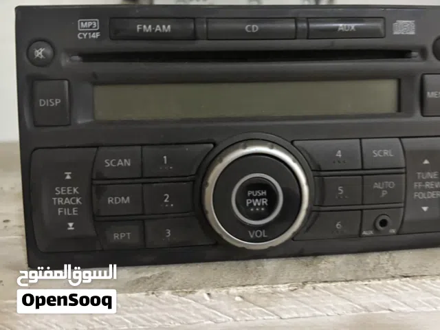 Nissan Patrol  Radio head unit - working perfectly