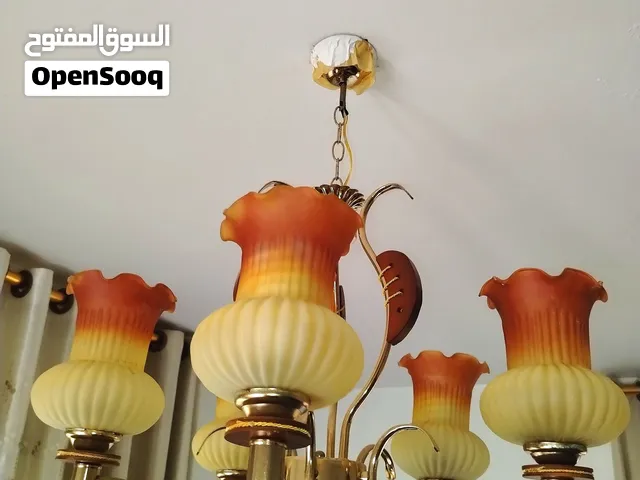 ثريا كلاسيكية راقية (5 رؤوس زجاجية) – بحالة الممتازة جداً