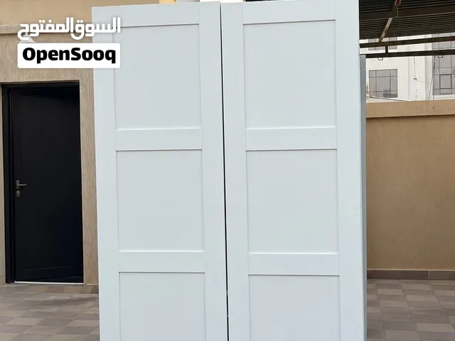 خزانتين ملابس من IKEA [السعر قابل للتفاوض ]