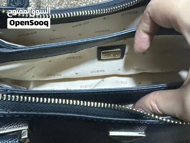 حقيبه جيس استعمال بسيط  حقيبه ان كلاين استعمال بسيط   حقيبه الدو ملبوسه مره واحده فقط