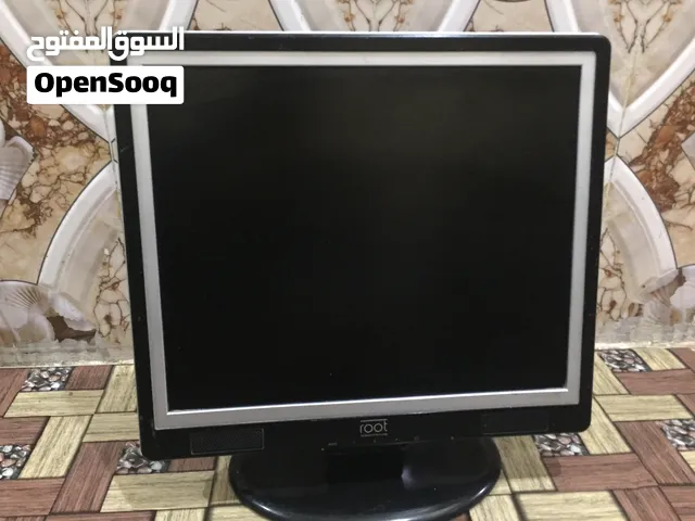 شاشة كاميرات او حاسبة PC حجم 19 للبيع محوله خارجية 12 فولت تحتوي ع سماعات داخليه