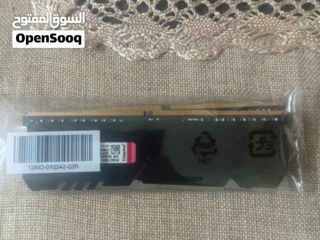 Kingston Fury Beast 8GB DDR4 3600MHz.