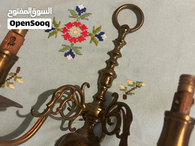 Appliques  من نحاس