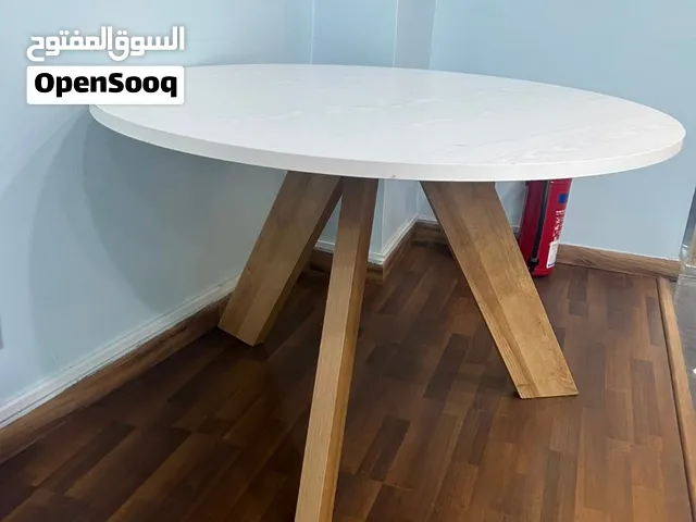 Cambridge 4-Seater Round Dining Table