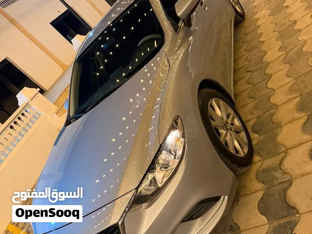 مازدا 6 2016 للبيع ، استخدام شخصي نظيفة جدا وبممشى قليل .