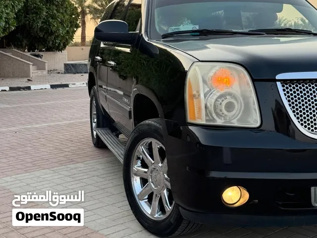 جي ام سي يوكن دينالي خليجي 2011 ملكي بدون حوادث ، 190 ألف كيلو متر مطلوب 4300 ريال عماني