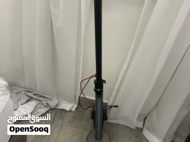مع الشحن  التير الأمامي خراب نظيف وجديد ورخيص مستخدم بحاله جيده