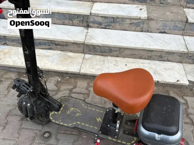 اسكوتر اثنين دينمو