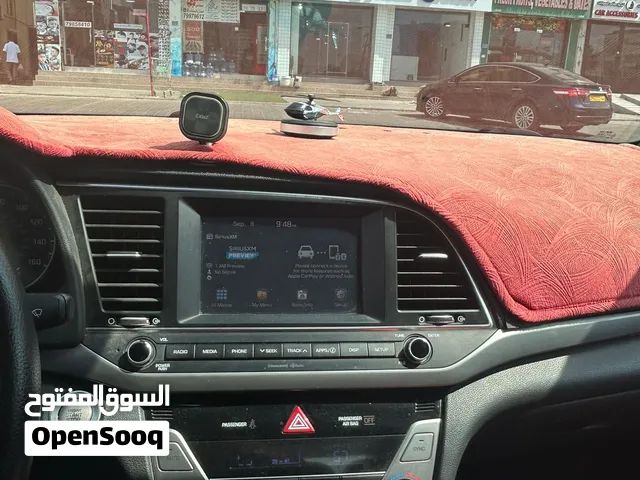 هيونداي النترا 2017-2018 5 مقاعد