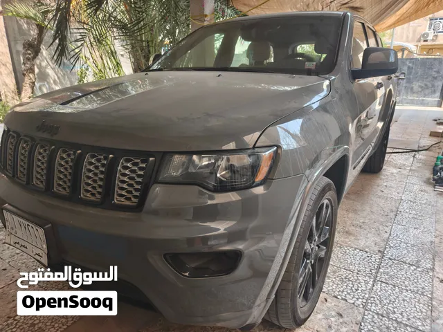 جيب جراند شيروكي لاريدو (Jeep Grand Cherokee Laredo) موديل 2020