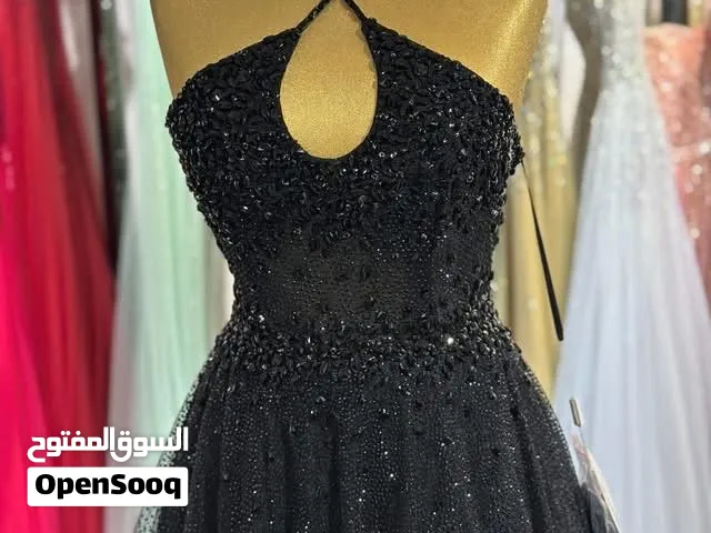 فستان سهرة أسود فخم مقاس 38 – بحالة ممتازه
