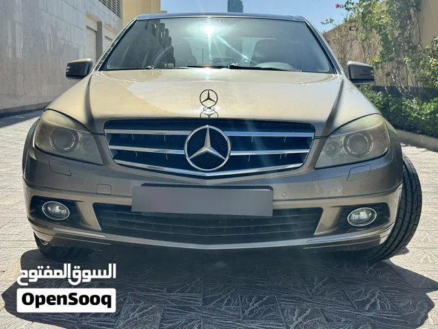 Mercedes Benz C230  6 cylinder  للبيع – مرسيدس بنز C230 2009 excellent   السعر لسرعه البيع condition