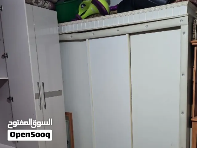 دولاب للبيع ماشاء الله تبارك الله نظيف