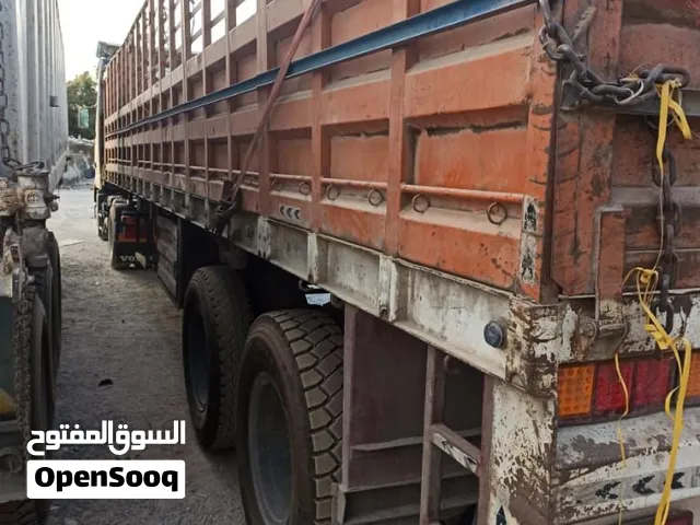 مقطوره شاحنه عسكر الماني