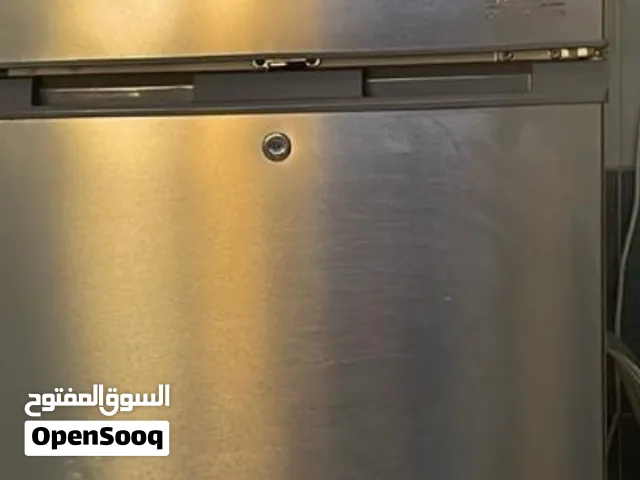 ثلاجه للبيع