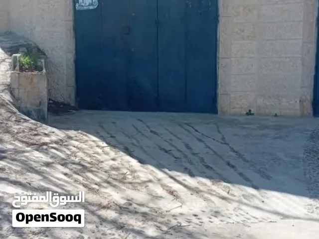 مخزن للتخزين البضائع فق