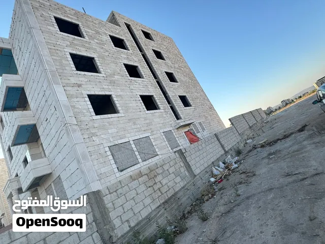 الايجار مبنى كامل عبارة عن اربع طوبق تحت التشطيب