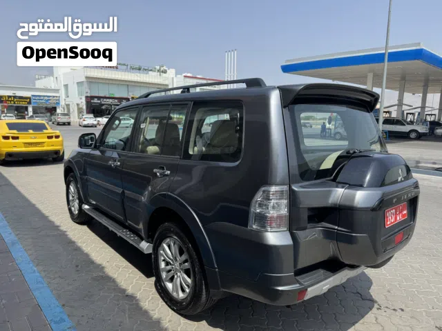 ميتسوبيشي باجيرو 4x4 للإيجار – Mitsubishi Pajero 4x4 for Rent باجيرو