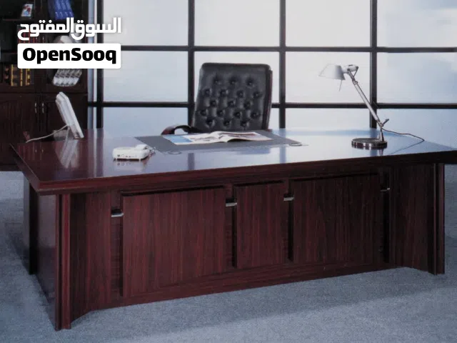 مكتب إيطالي درجة أولى