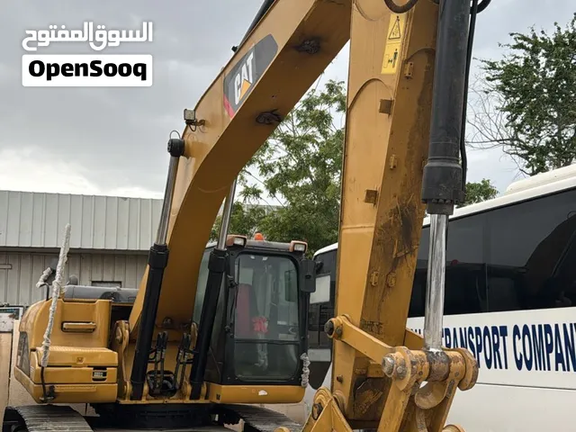 EXCAVATOR 320,324 FOR RENT NO BREAKER BUKET ONLY
