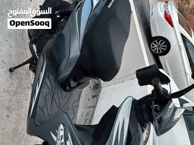 R8 مهدي 2025