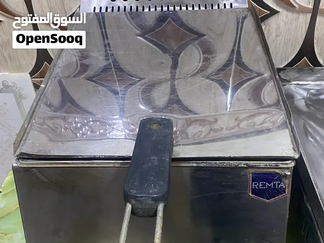 ادوات مطعم نضافه90%