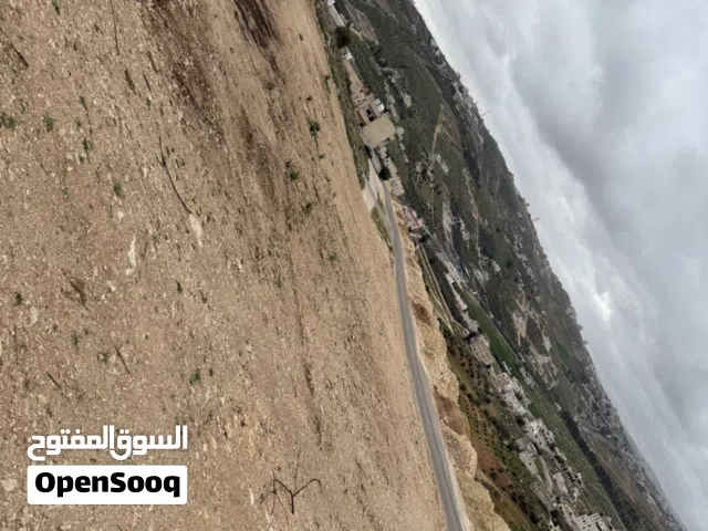 700 م سكنيه منطقة فلل في ام رمانه مميزه ومطله على شفابدران جميع الخدمات