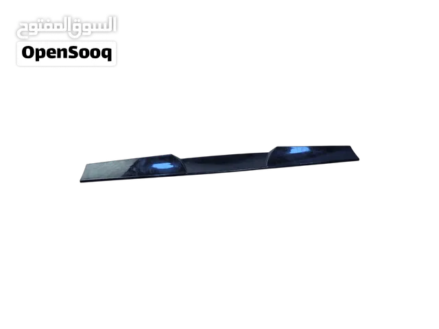 حاجب المطر للنافذة الخلفية للسيارة