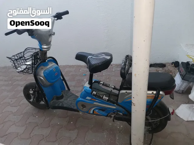 سكوتر دراجة كهربائية للبيع السعر 450