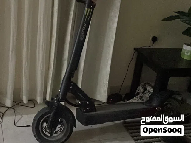 سكوتر كهربائي قابل للتبديل