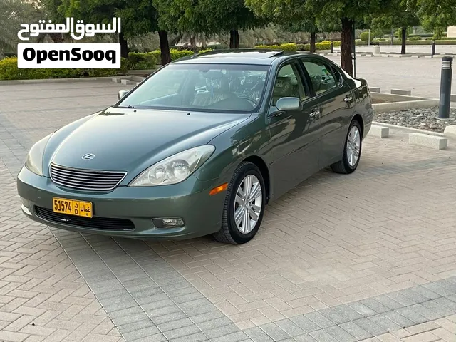 لكزس ES 2004 موديل صالون/سيدان، اللون أخضر، مستعملة بحالة ممتازة مع تأمين إلزامي