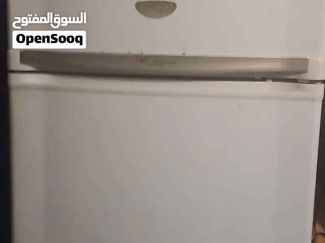 تلاجة مستعملة بحالة ممتازة جدا
