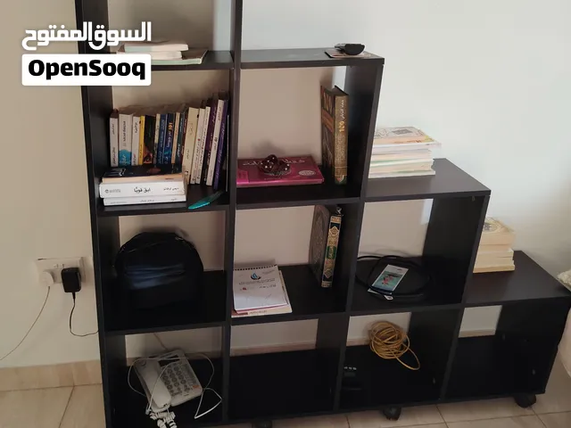 وحده ارفف بحالة ممتازه