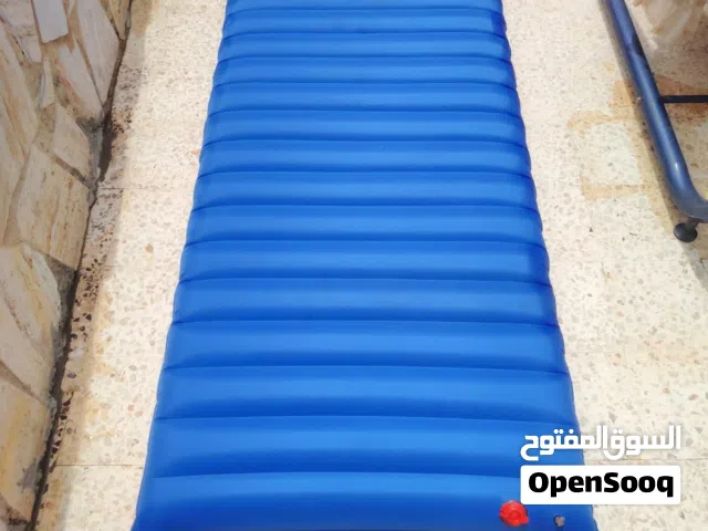 للبيع فرشة تخييم قابلة للنفخ