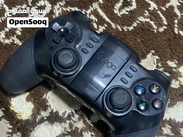 اسلام عليكم ورحمت الله وبركاته يد تلفون للبيع اليد تولع ع الببجي وتعلق ع التلفون عباره عن البلاتوت