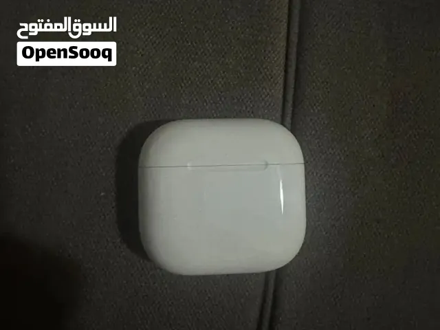 سماعة اير بودز الجيل الثالث