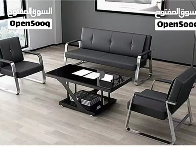 استلم وادفع طقم كنب مكتبي فاخر 3+1+1 بتصميم عصري ومريح، مثالي للمكاتب والمجالس وغرف الاستقبال.......