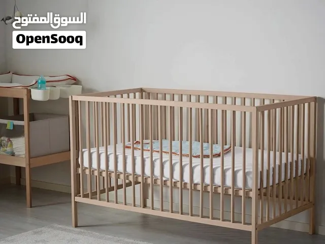 سرير وكنبه مفرده