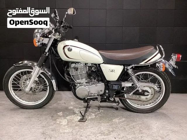 دراجة ياماها SR400 موديل 2013  مواصفات نوزل مزاد اليابان   ما بيها اي اوراق   السعر : ثلاث ملايين