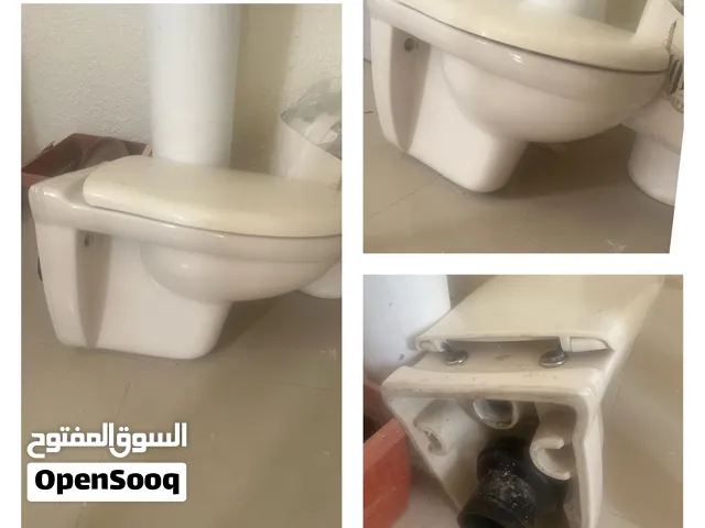 تواليت حمام معلق ممتاز للبيع